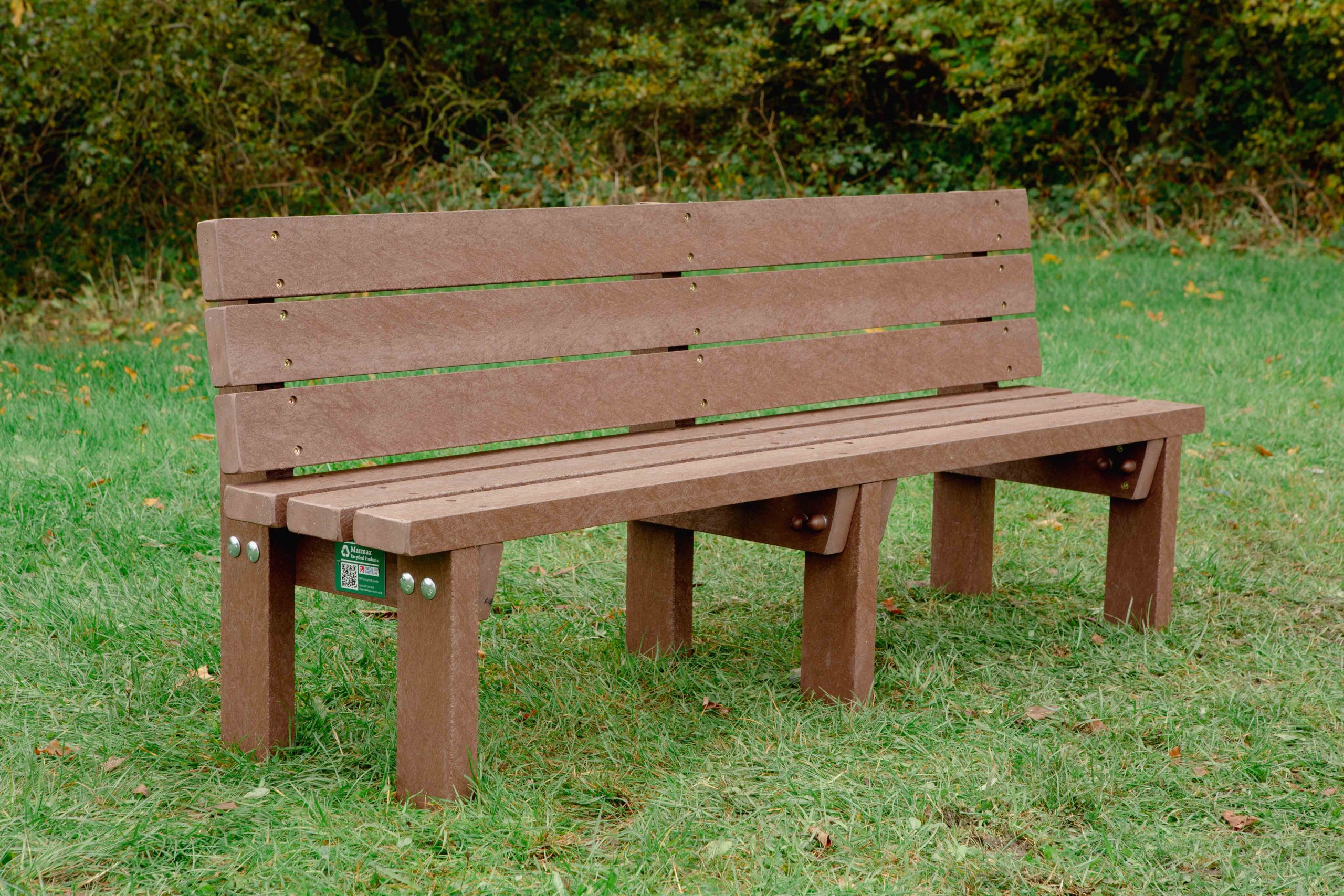 Junior Reston Seat Brown Brown Junior Reston Seat on grass