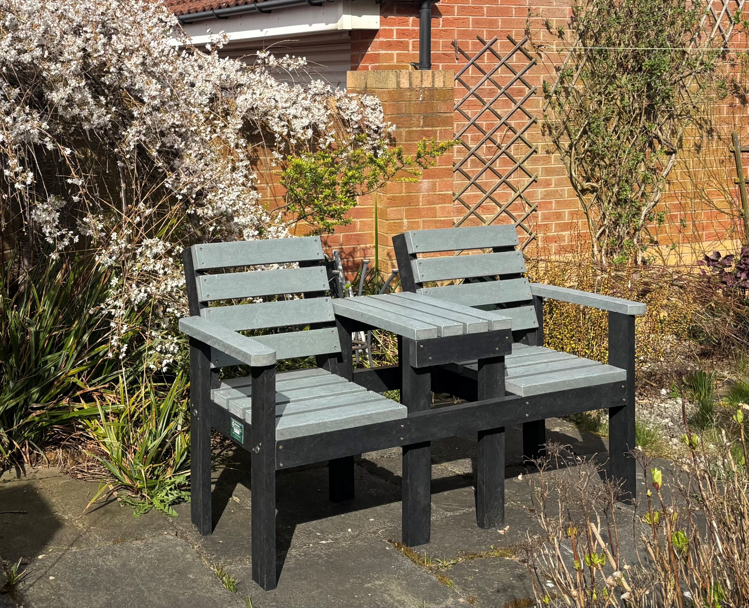 Companion Duo Set in a garden
